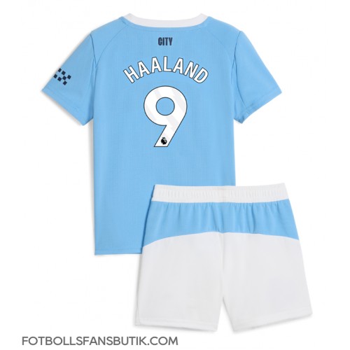 Manchester City Erling Haaland #9 Replika Hemmatröja Barn 2025-26 Kortärmad (+ Korta byxor) Manchester City Erling Haaland #9 Replika Hemmatröja Barn 2025-26 Kortärmad (+ Korta byxor)